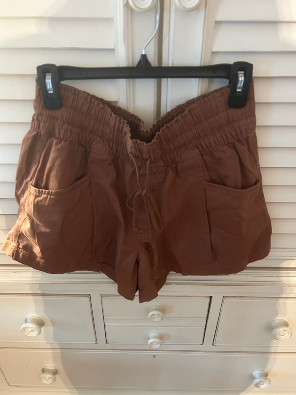Aerie Rust Brown Drawstring Athletic Shorts- size M